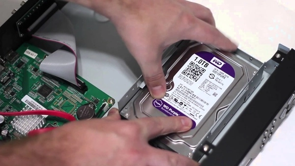 صيانة كاميرات المراقبة - تلف الهارد ديسك